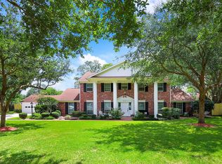 18619 Carriage Ct, Houston, TX 77058