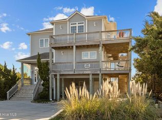 1909 Emerald Dr, Emerald Isle, NC 28594