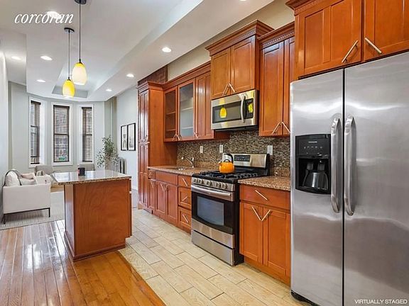 4th image of 431 E 21st St #2