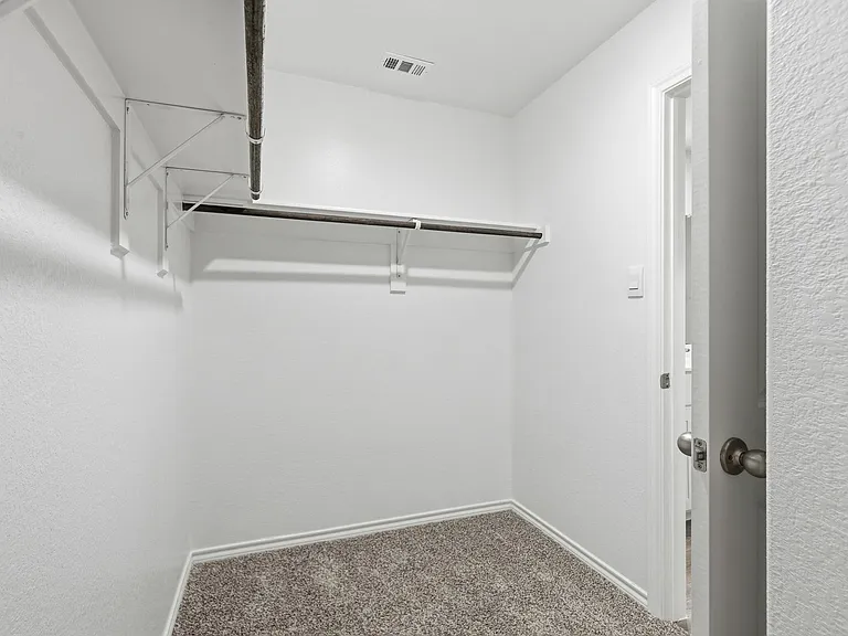 564 Mash Ln — Photo 8