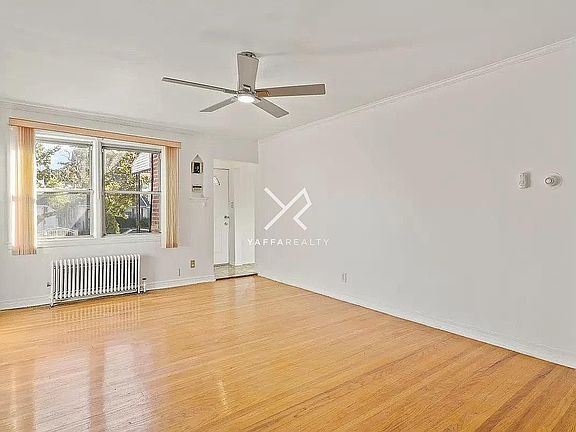 5th image of 11512 217th St