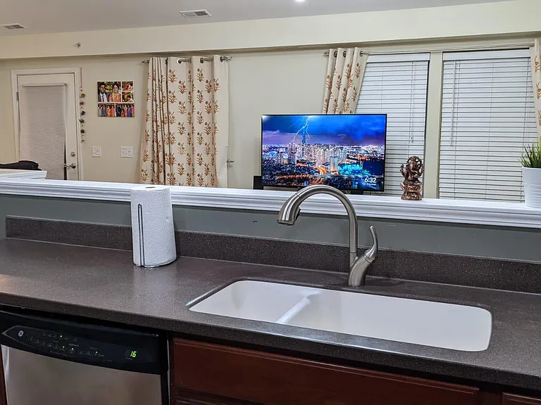 28001 Hopkins Dr — Photo 18