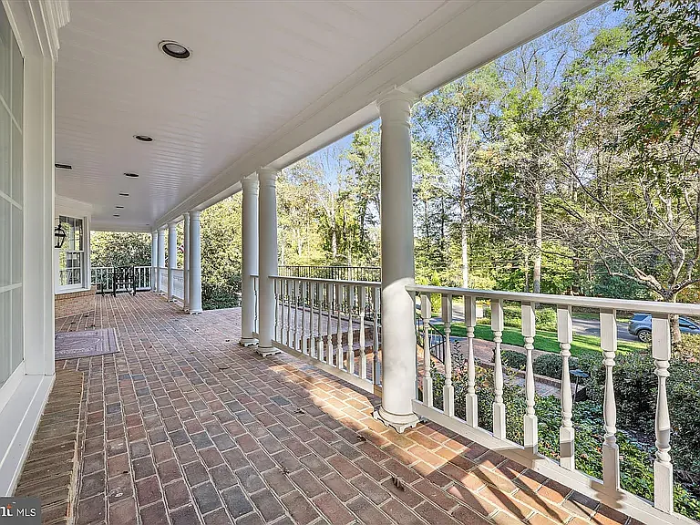 14708 Westbury Rd — Photo 70