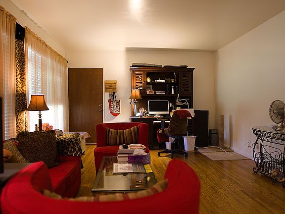 Entrance and Sitting Area