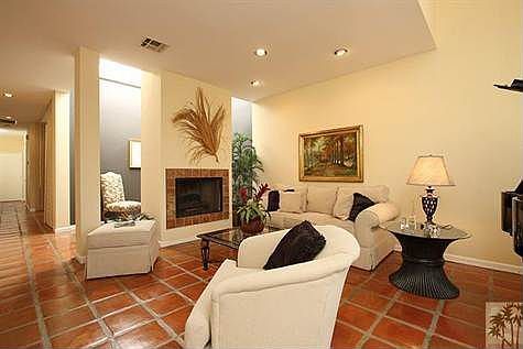4th image of 286 N Hermosa Dr