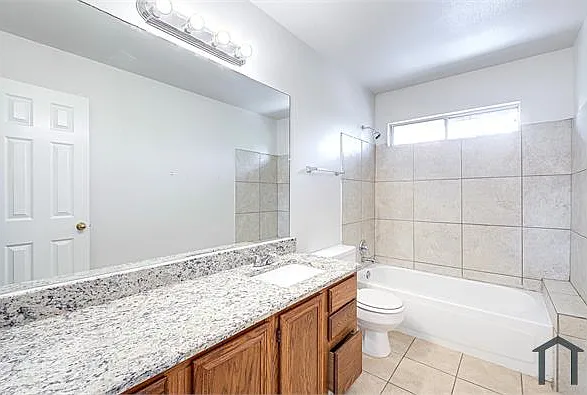 1411 Prentice St — Photo 20