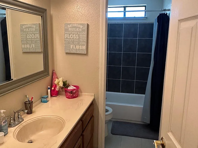 701 Poppy Ave — Photo 4
