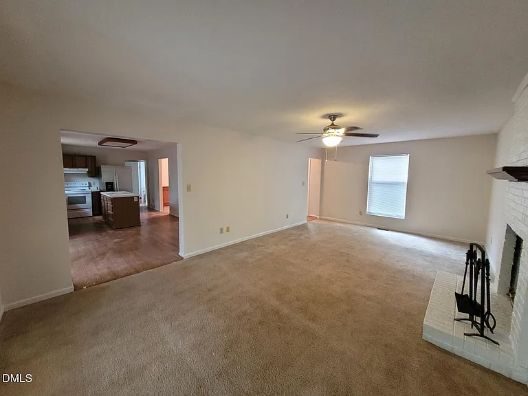 104 Corgy Dr — Photo 6