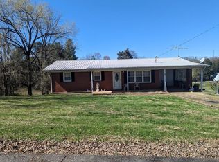 90 Ridgeview Dr, Mosheim, TN 37818