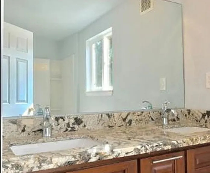 4324 N Ferdinand St — Photo 12