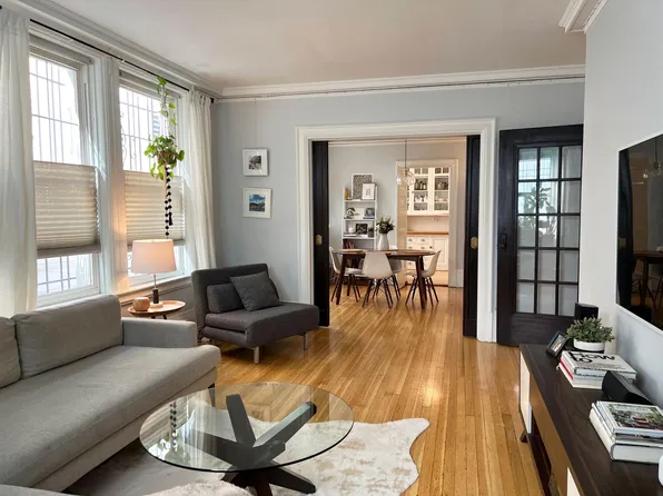 615 Boren Ave APT 6, Seattle, WA 98104