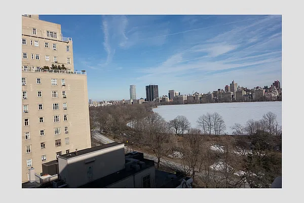 Sold by Stribling | media 2