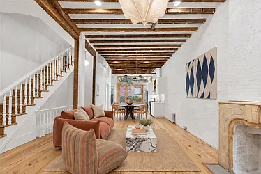 160 Hall Street, #TH