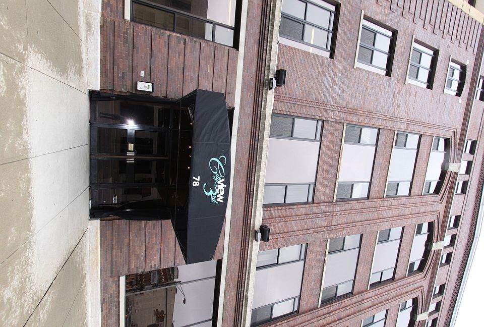 78 CHESTNUT 404_02182016