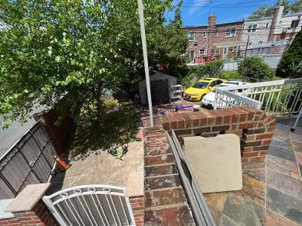 342 Bay 11th Street image 8 of 8