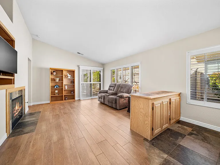 40609 Corte Albara — Photo 13