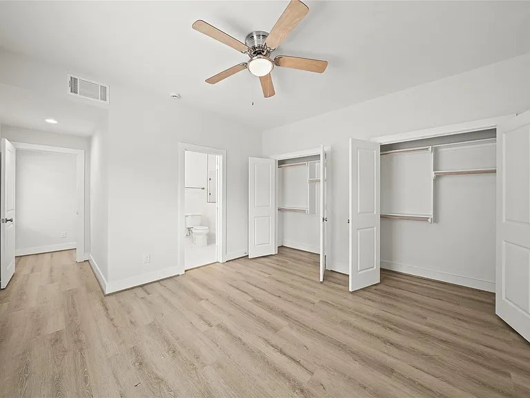 4007 New Orleans St #B — Photo 8