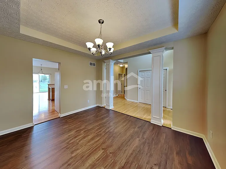 10136 Corona Ln — Photo 8