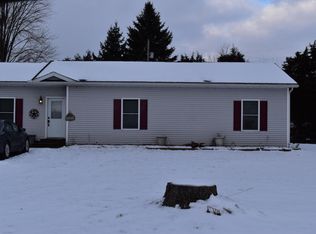 55470 Shannon Rd, Colon, MI 49040