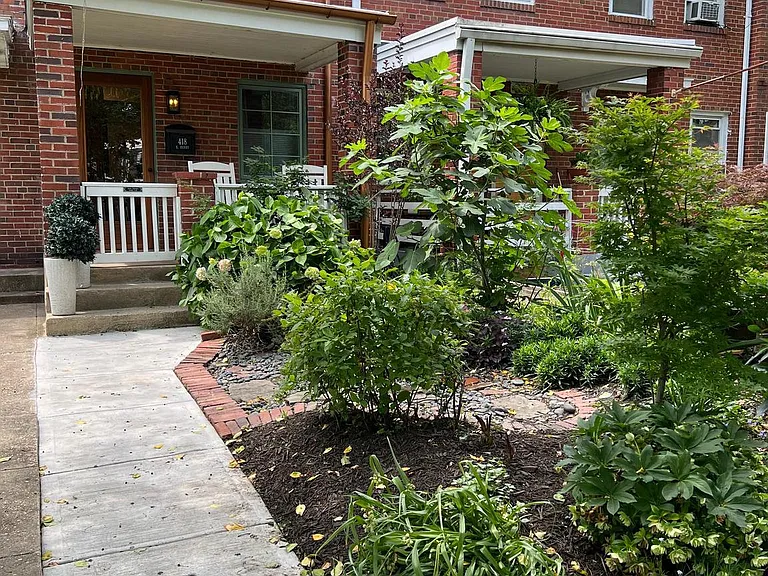 418 N Henry St — Photo 1