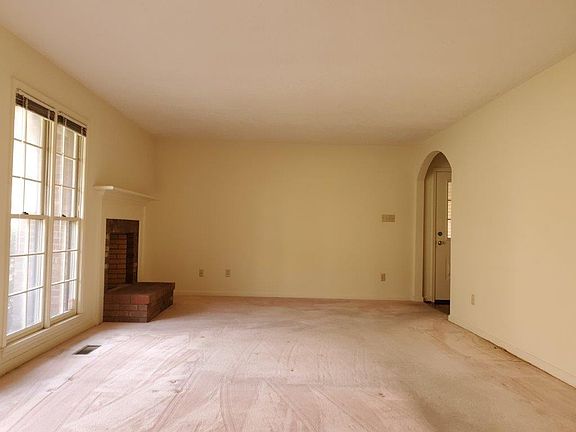 4th image of 4508 Clairson Dr