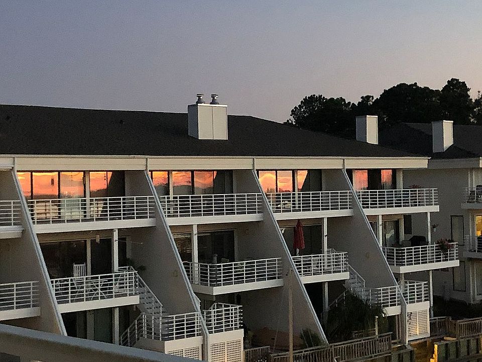 1st image of 5405 Marina Club Dr