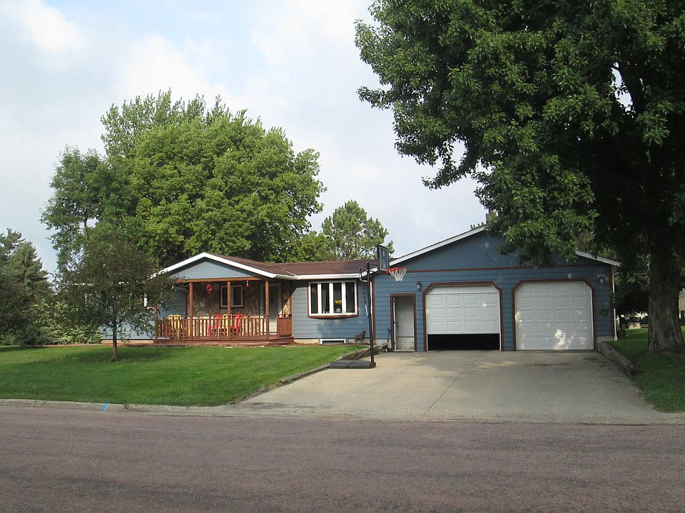 OPEN SUN.  2 - 3 p.m.
