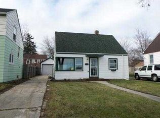 4537 N 35th St, Milwaukee, WI 53209