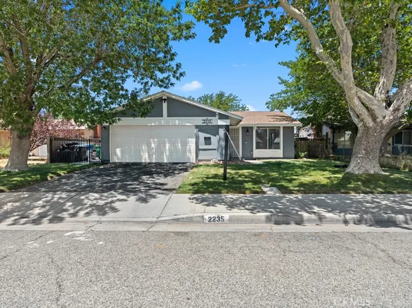2235 W Avenue K14, Lancaster, CA 93536