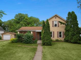 518 Oak Ave S, Onalaska, WI 54650