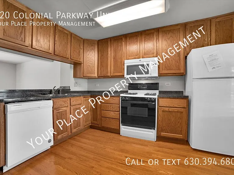 120 Colonial Pkwy #B — Photo 8