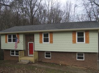 1019 Hillcrest Rd, Hixson, TN 37343