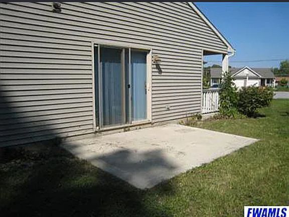 4th image of 1926 Beechmont Dr #1