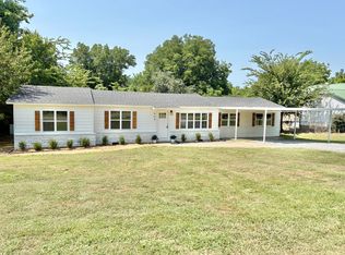 408 E Hickory Ave, Fort Gibson, OK 74434