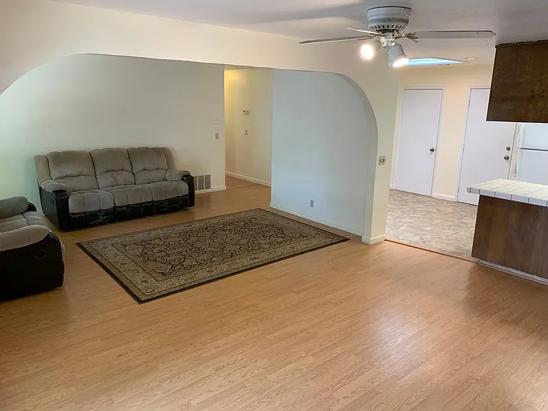2823 Cascade Pl — Photo 4