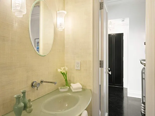 35 East 76th Street image 12 of 22