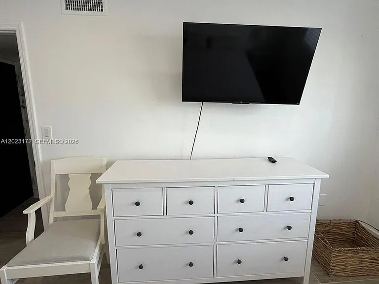6965 Harding Ave #401 — Photo 9