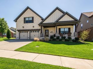 7636 Kemberton Dr E, Nolensville, TN 37135