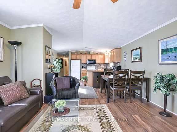 5th image of 1317 Hilltop Rd