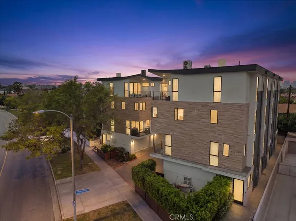 5153 W Redondo Ct, Los Angeles, CA 90019