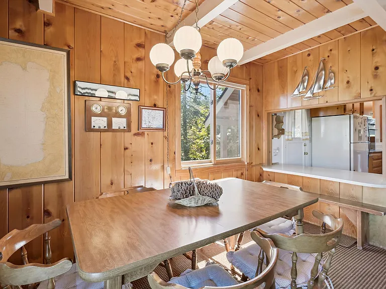 280 Old County Rd — Photo 13