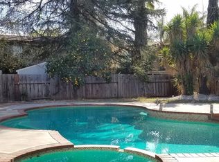 15406 Lull St, Van Nuys, CA 91406