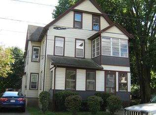 29 High St, West Springfield, MA 01089