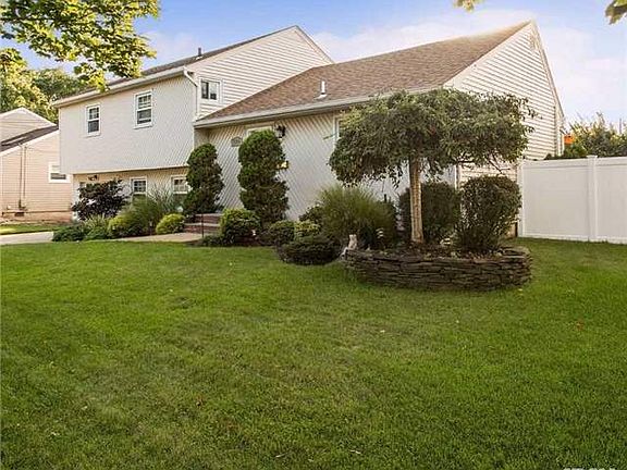 4th image of 320 Harrison Ave