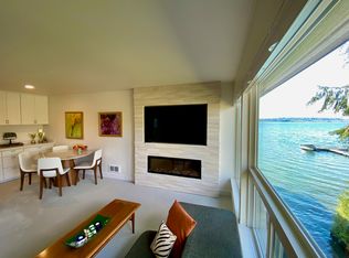 6201 Lake Washington Blvd NE #1, Kirkland, WA 98033