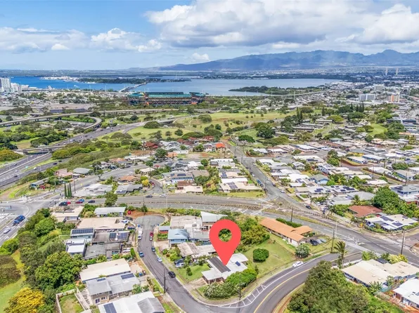 99-588 Auhau Pl, Aiea, HI 96701