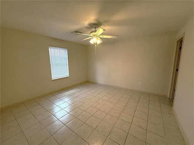 318 Hammond St — Photo 6