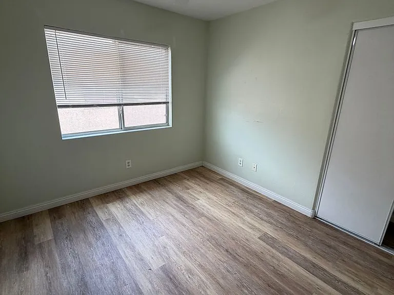 3814 Kit Fox St — Photo 26