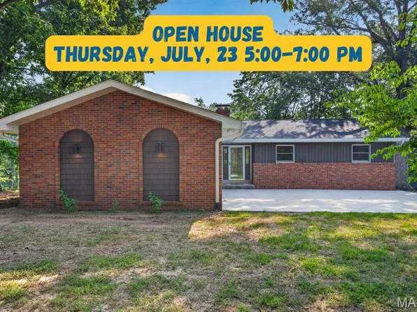 4624 State Route 160, Highland, IL 62249