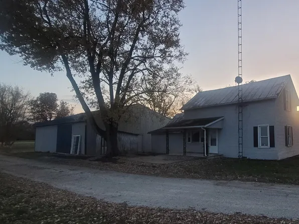 7068 N Pearl St, Ridgeville, IN 47380